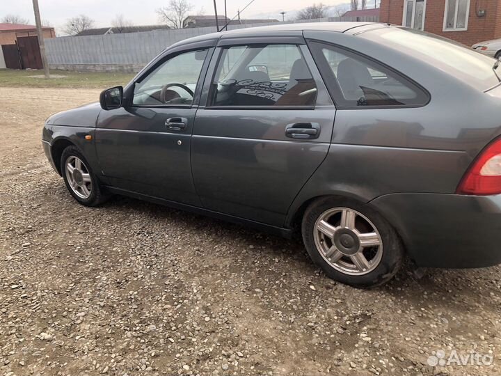 LADA Priora 1.6 МТ, 2008, битый, 300 000 км