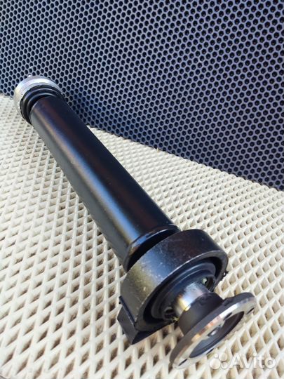 Задний дополнительный кардан 2131 Шрус Новый