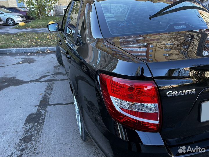 LADA Granta 1.6 МТ, 2023, 11 700 км