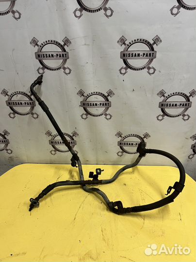 Infiniti QX80 Трубка гидроподвески