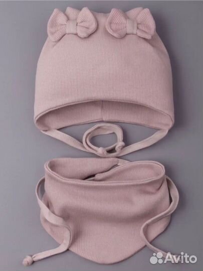 Шапка с ушками и снуд