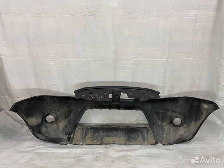 Бампер передний Nissan Terrano D10