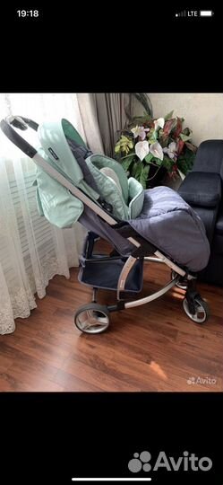 Прогулочная коляска