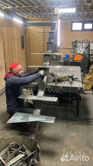 Возведение лестницы на второй этаж