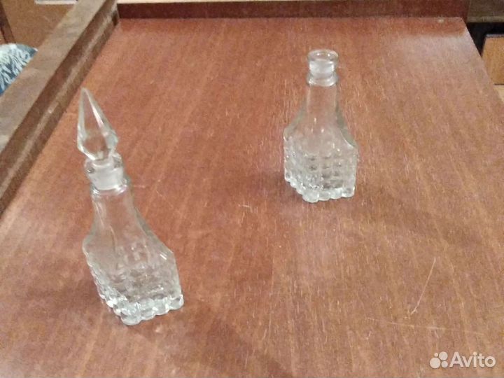 Бутылочки с притёртыми пробками, антиквариат