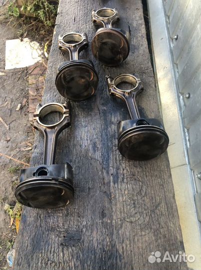 Поршень Опель Астра Зафира