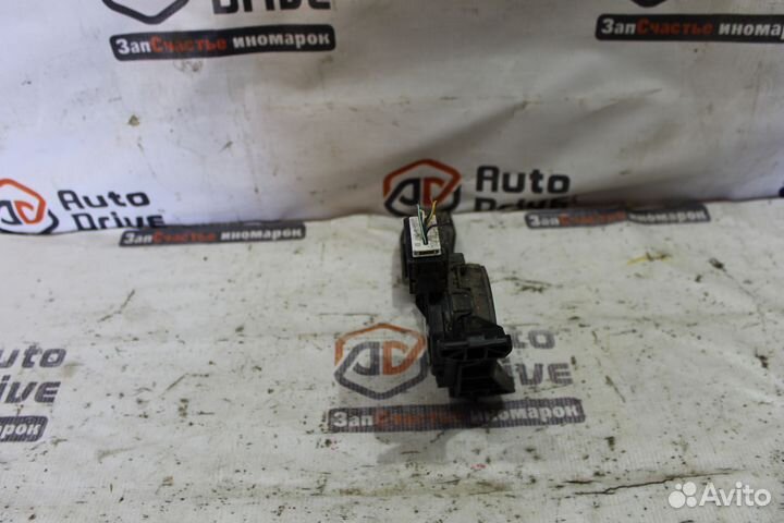 Chevrolet Cruze j300 Педаль газа