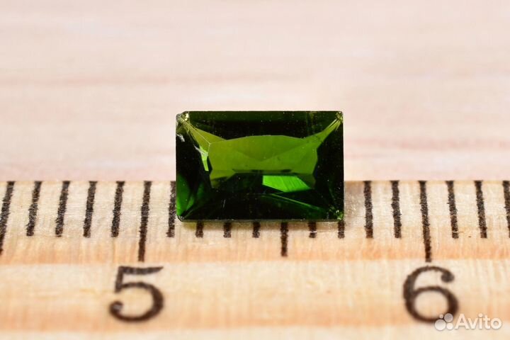 Огранка. Хромдиопсид. Лот №232