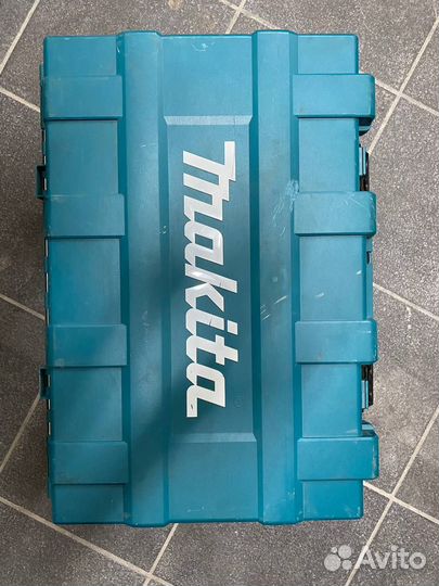 Перфоратор Makita HR4003C