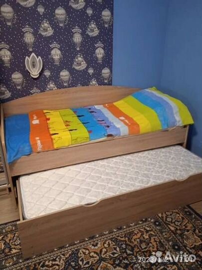 Детская кровать с выдвижным ярусом