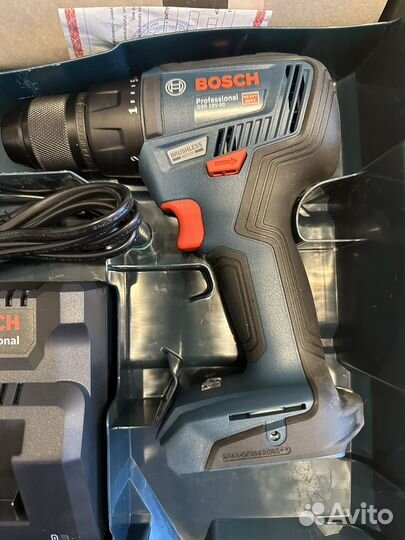 Шуруповерт Bosch gsr 18v 50 (полный комплеккт)