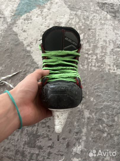 Хоккейные коньки bauer