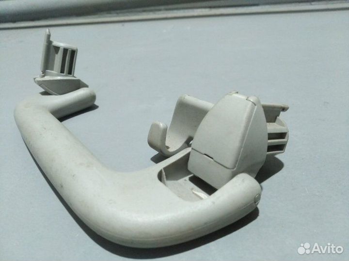 Ручка потолка задняя Toyota Corolla 120