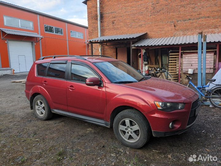 Mitsubishi Outlander 2.0 CVT, 2011, 261 000 км