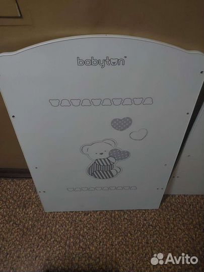 Детская кроватка