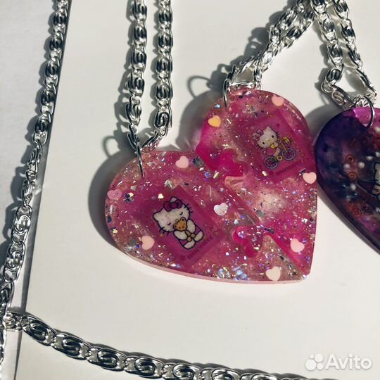 Парные кулоны Hello Kitty и не только