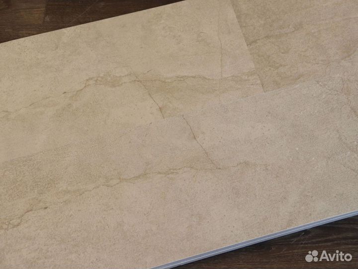 Кварцвинил под мрамор