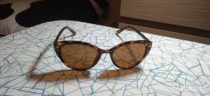 Солнцезащитные очки женские