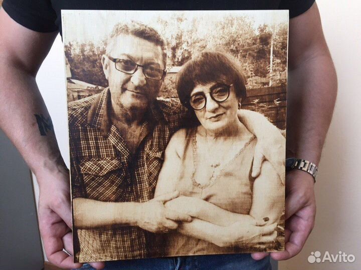 Портрет на дереве