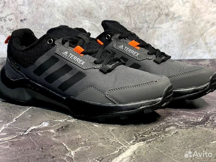 Кроссовки Adidas terrex