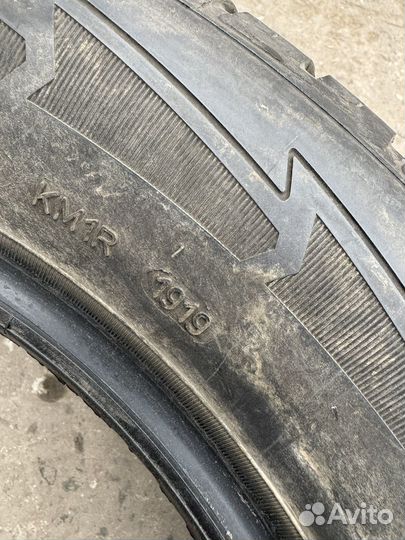 Goodyear UltraGrip Ice 225/60 R17 103T