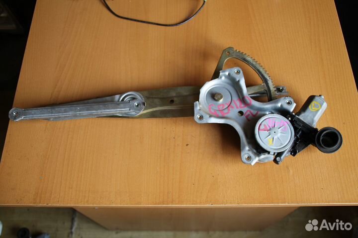 Стеклоподъемник перед. левый Toyota Mark X GRX120