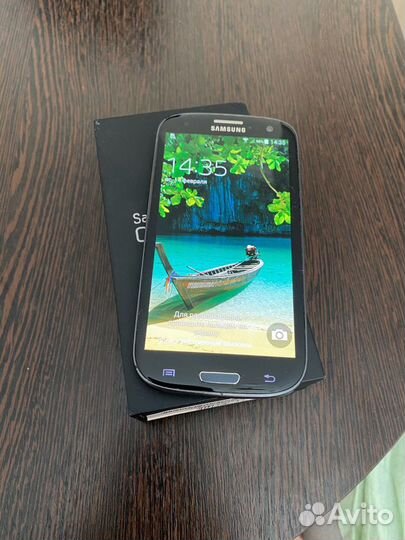 Телефон Samsung S3