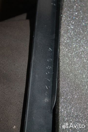 Накладкам центральной стойки audi a8 d3