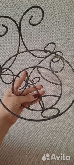 Подставка для цветов настенная