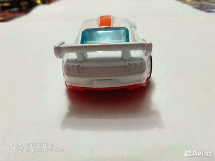 Машинка хот вилс hot wheels