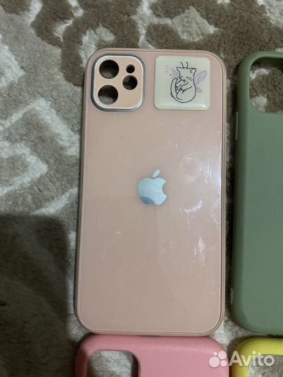 Чехол на iPhone 11