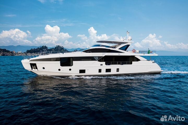 Моторная яхта Azimut Grande 32 Metri, 2025