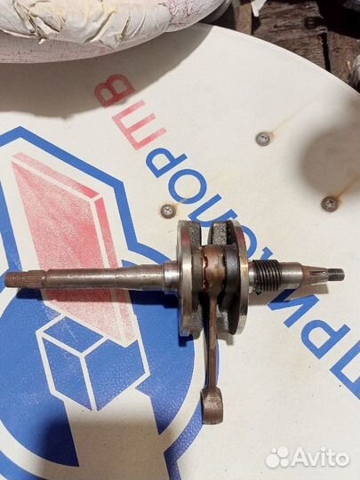 Каленвал на хонда лид 100