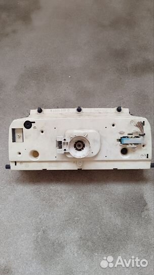 Щиток приборов