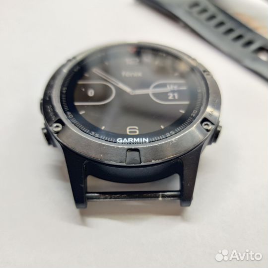 Часы Garmin Fenix 5