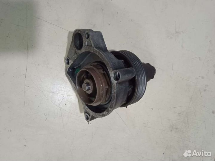 Помпа охлаждающей жидкости BMW 5 E39 m47 бмв 5 е39