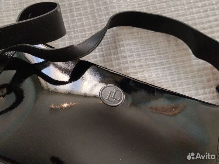 Клатч черный лаковый