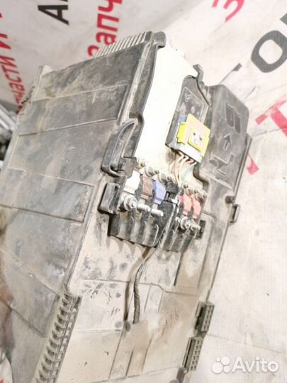 Короб аккумулятора Peugeot 408 седан 1.6 EP6 2015