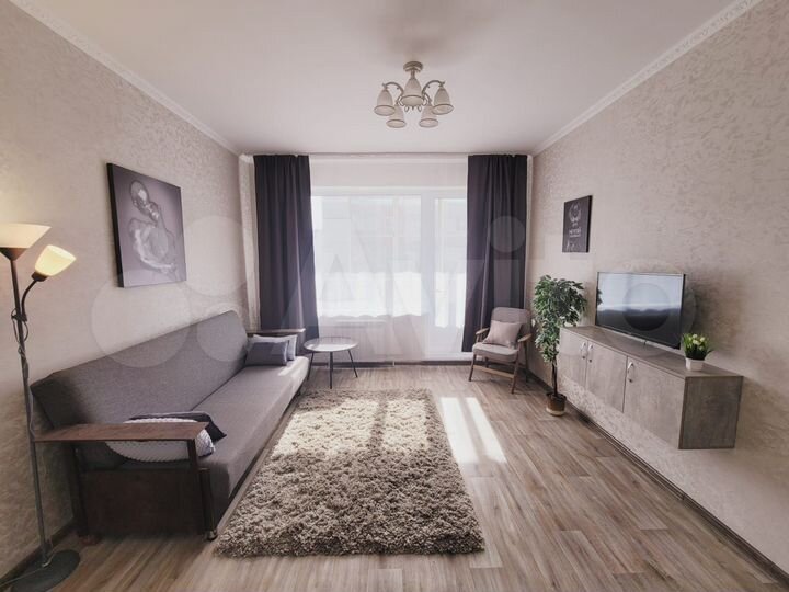 2-к. квартира, 60 м², 1/3 эт.