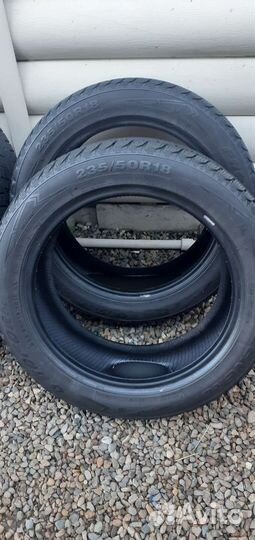 Goform Frozenero 235/50 R18