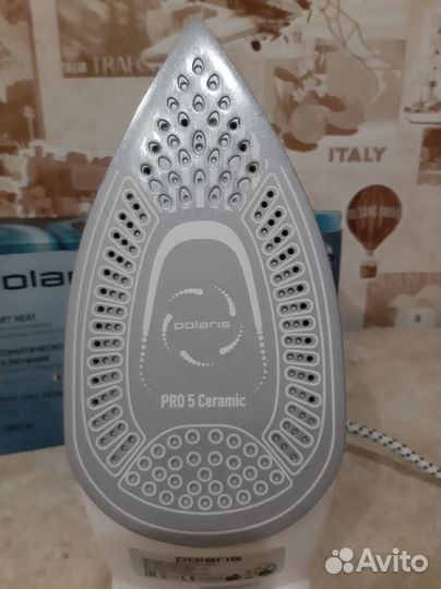 Утюг Polaris PIR 2490AK