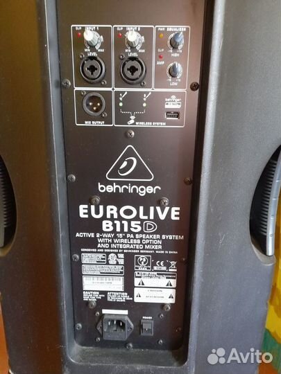 Акустическая система behringer eurolive B115D