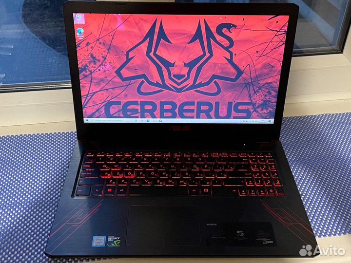 Asus FX570U 15,6