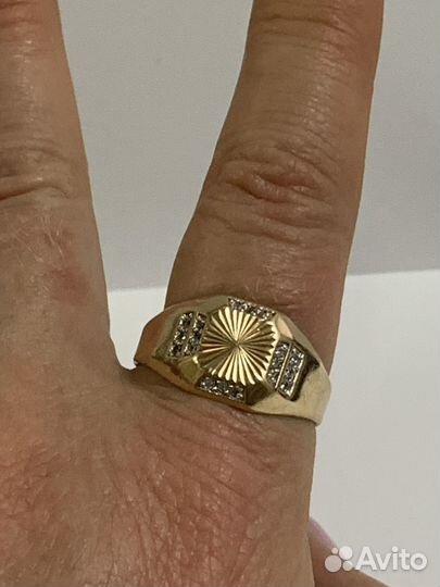Золотое кольцо мужское печатка