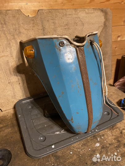 Переднее крыло мотороллер Вятка Электрон