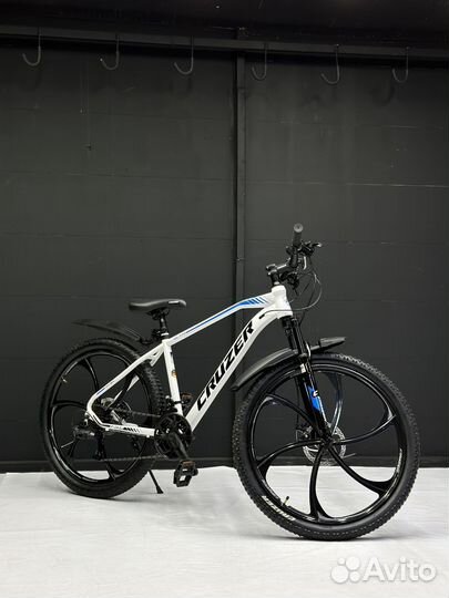 Велосипед на литых дисках