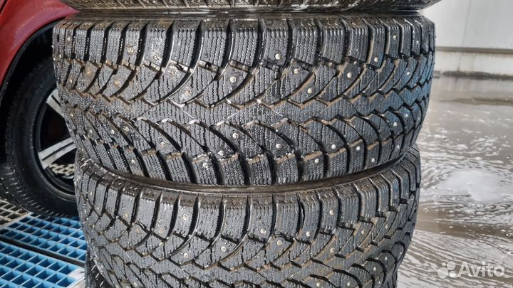 Pirelli Formula Ice 205/60 R16 96T