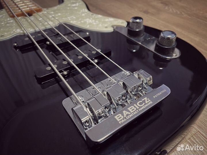 Fender Custom Shop Vintage P/J bass