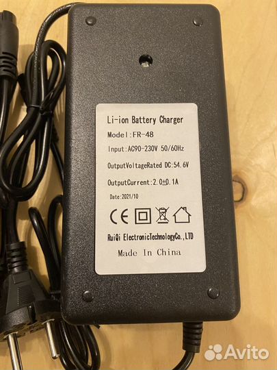 Зарядное устройство для Kugoo m4pro 48V 3A