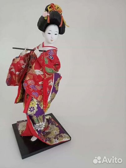 Фарфоровые статуэтки